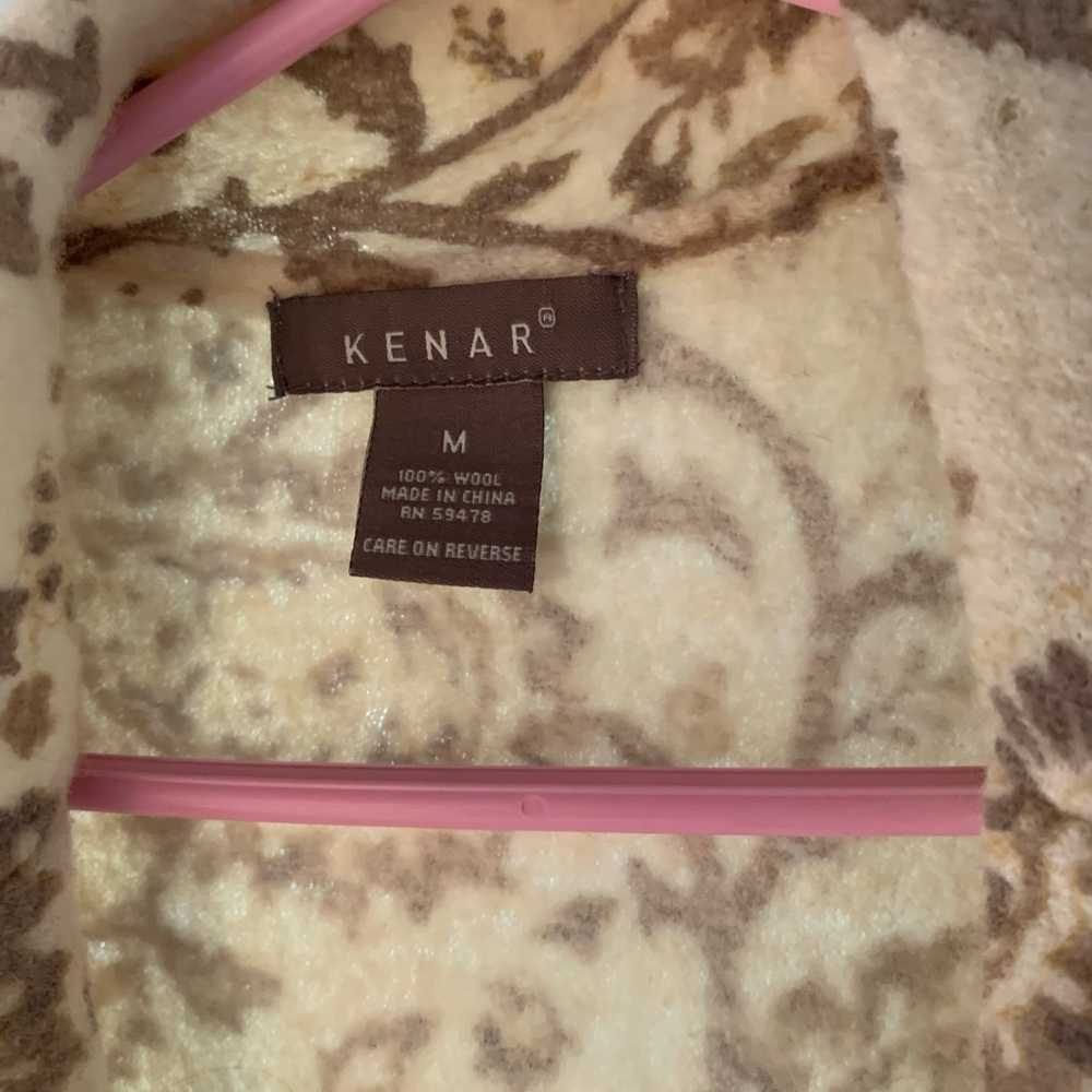 Light Coat Very Nice Quality! - image 2